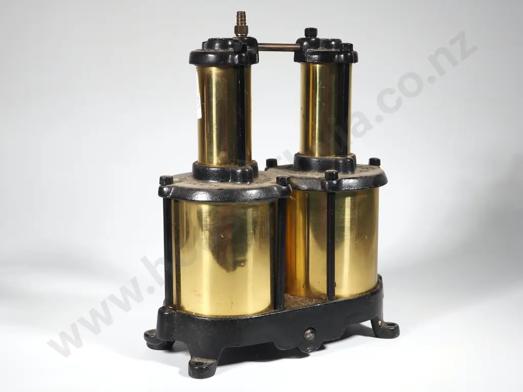 Antique Dead Easy Globe Company Air Pump Image 1++