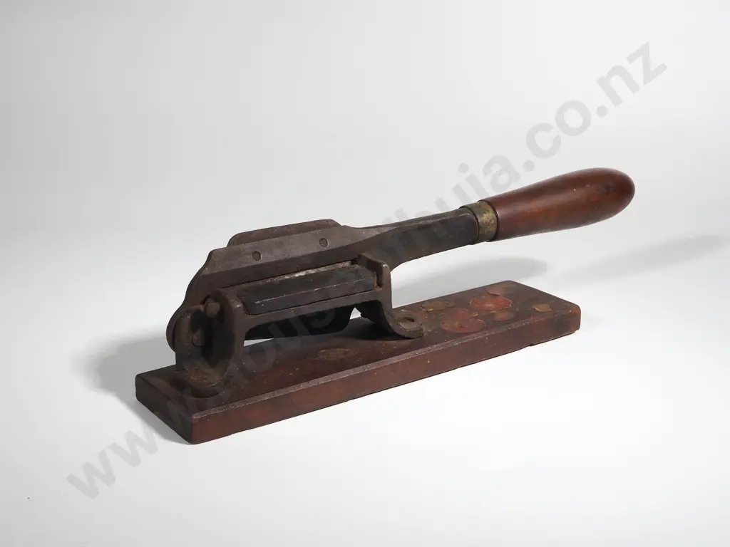 Vintage Tobacco Cutter, Used To Cut Plugs Image 1++