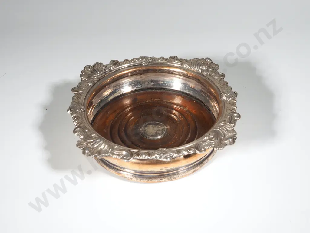 Sheffield Plate Coaster With Heavy Gadrooned Border & Silver Cartouche  Image 1++