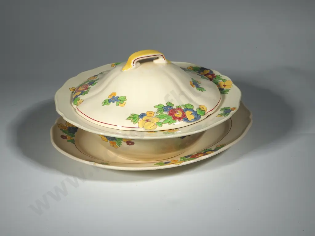 Royal Doulton Covered Tureen & Ashet. Minden D 5334 Image 1++