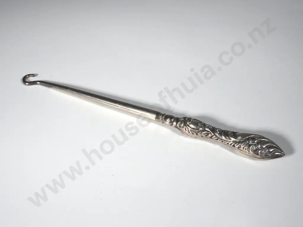 Sterling Silver Button Hook. Circa 1904 Image 1++