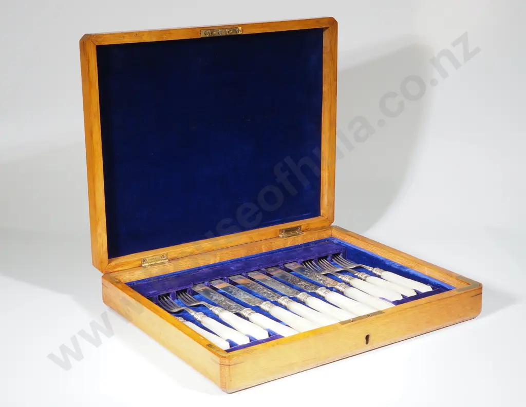 Sterling Silver Six Place Fruit Knife & Fork Set In Oak Box With Carved Mother Of Pearl Handle & Engraved  Blades Image 1++
