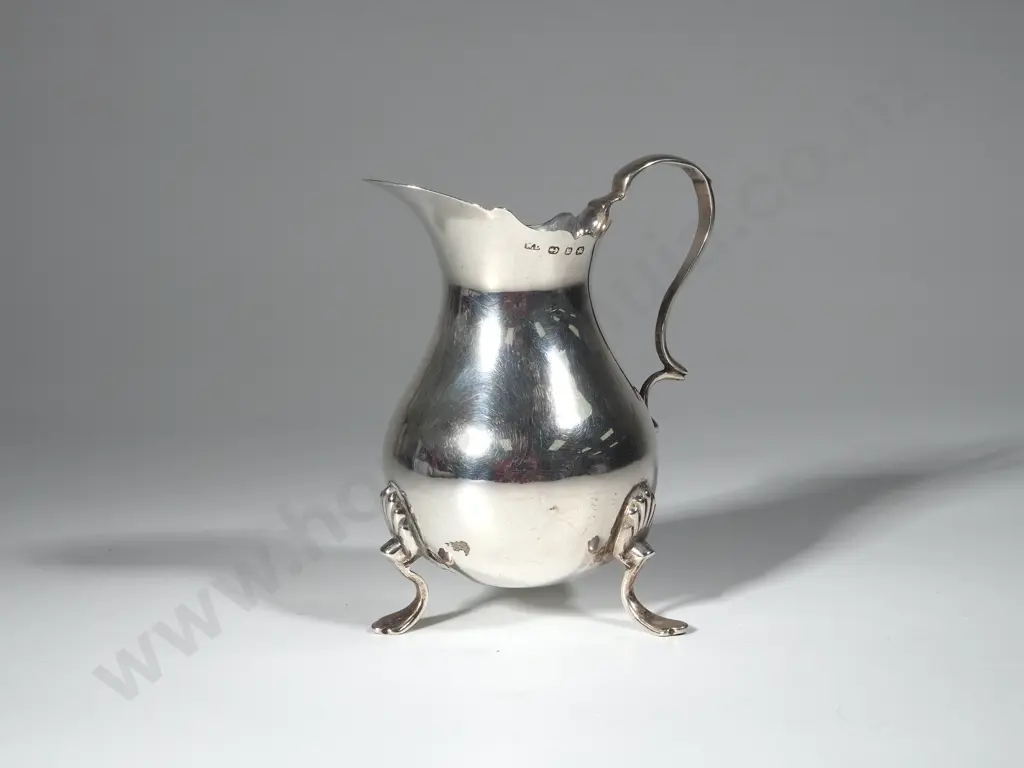 Victorian Sterling  Silver Cream Jug. Birmingham 1896 Image 1++