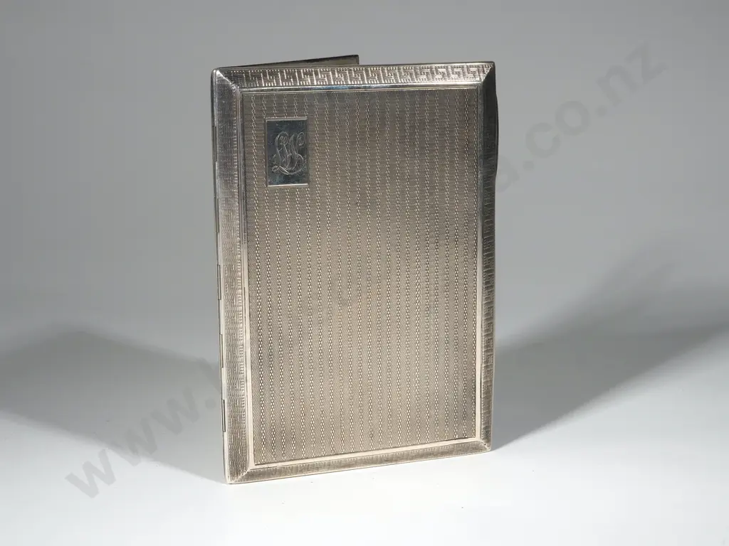 Heavy Art Deco Engine Turned Cigarette Case. Image 1++