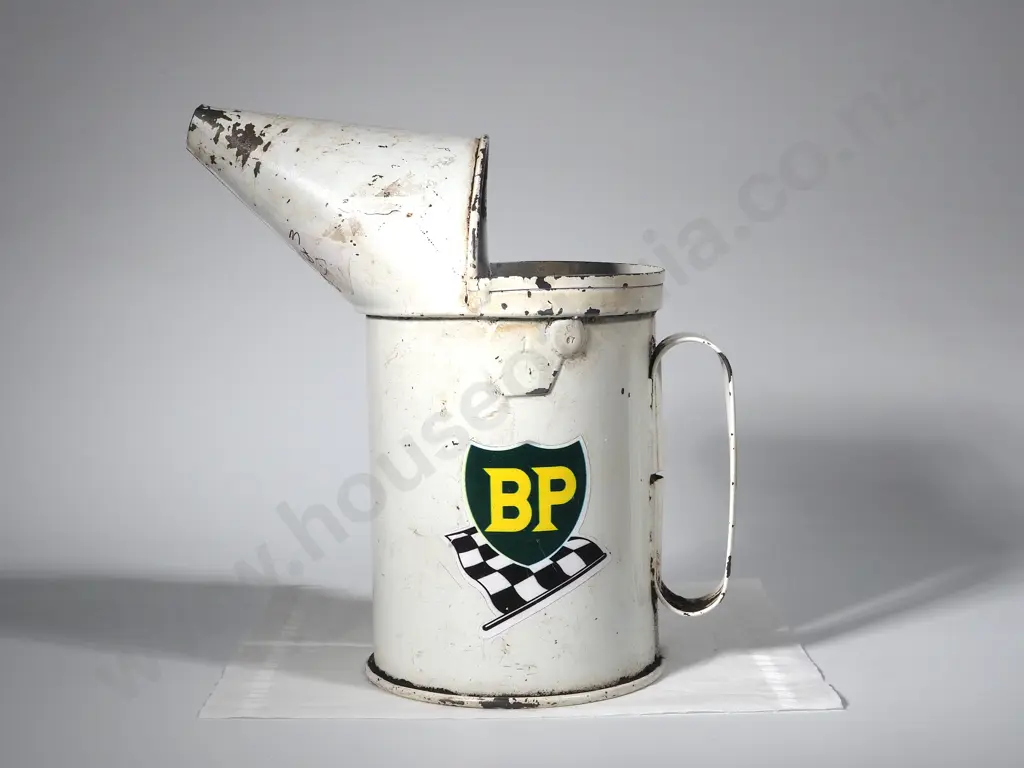 Vintage BP Tin Oil Pourer Image 1++