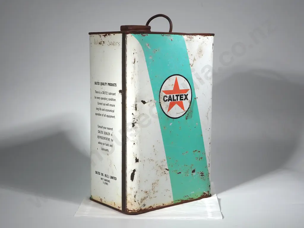 Vintage Caltex - 5 Litres of Oil Image 1++