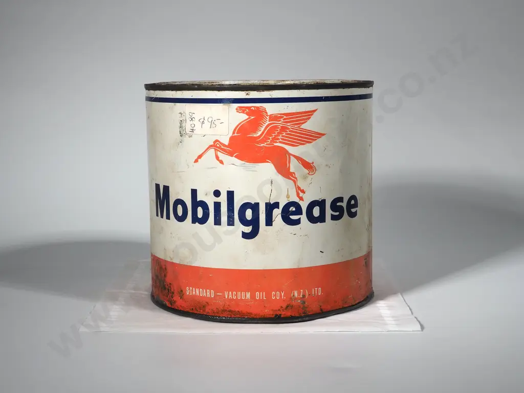 Vintage Mobil Grease 5 Pound Tin - Standard Vacuum Oil Company Image 1++
