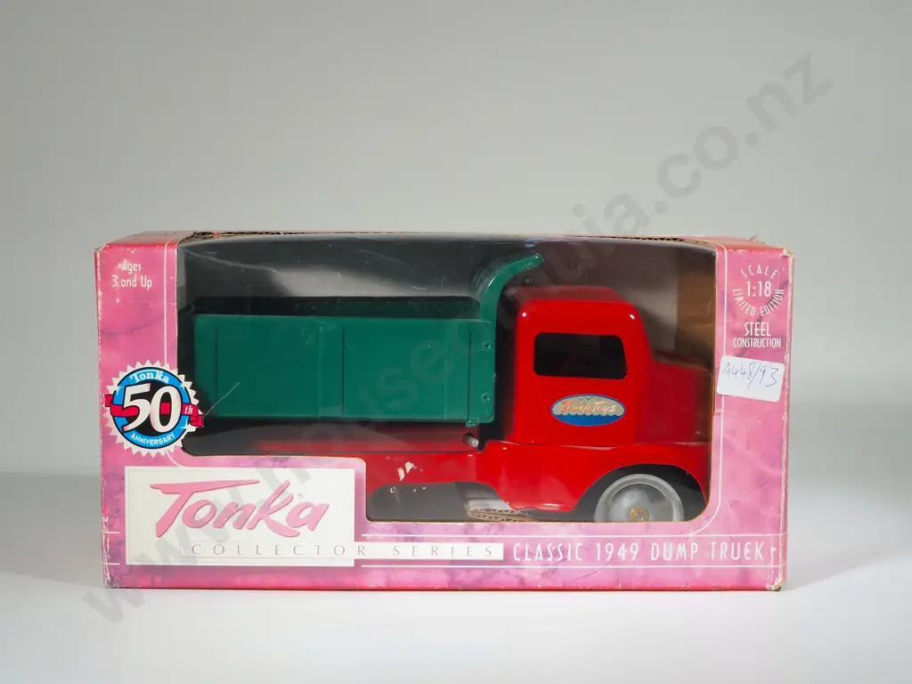 Tonka Toy Truck in Original Box - Classic 1949 Dump Truck Image 1++