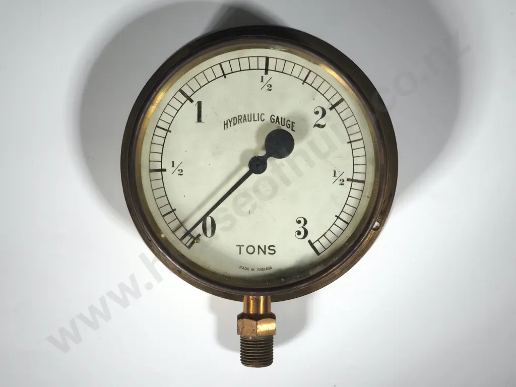 Large Vintage Hydraulic Gauge in Brass Image 1++