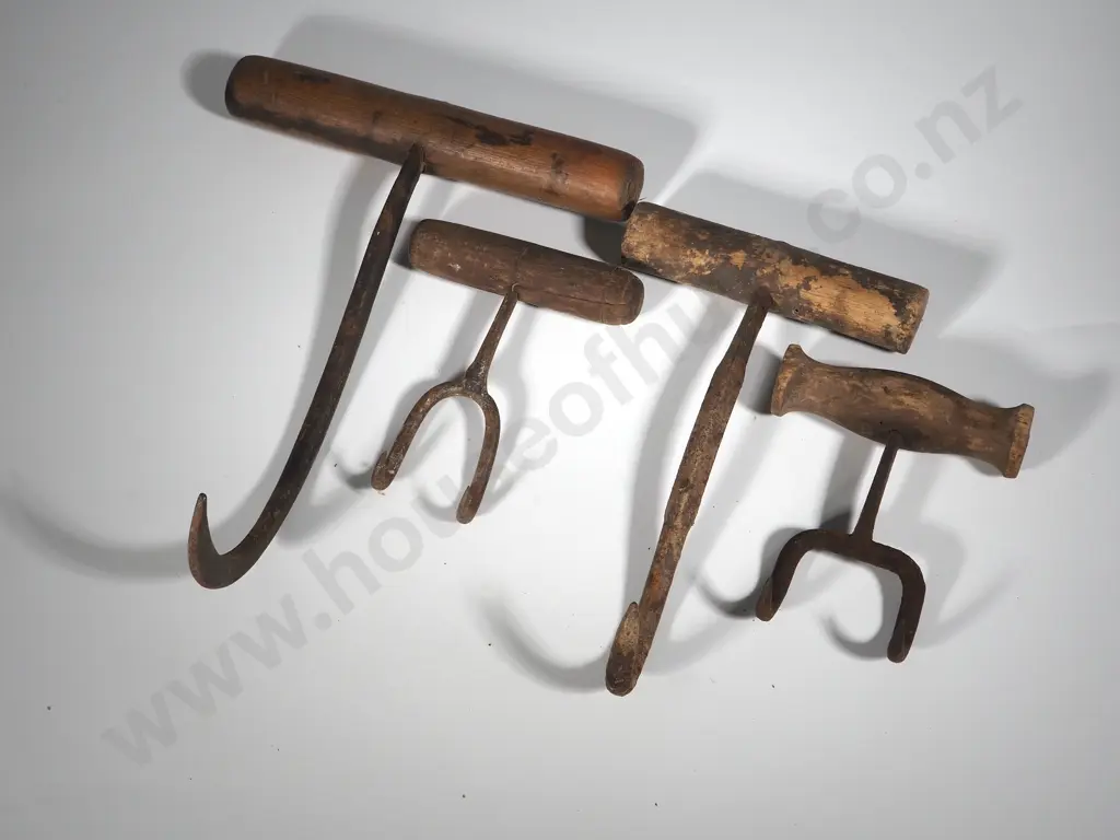 Collection of Four Vintage Bailing Hooks Image 1++