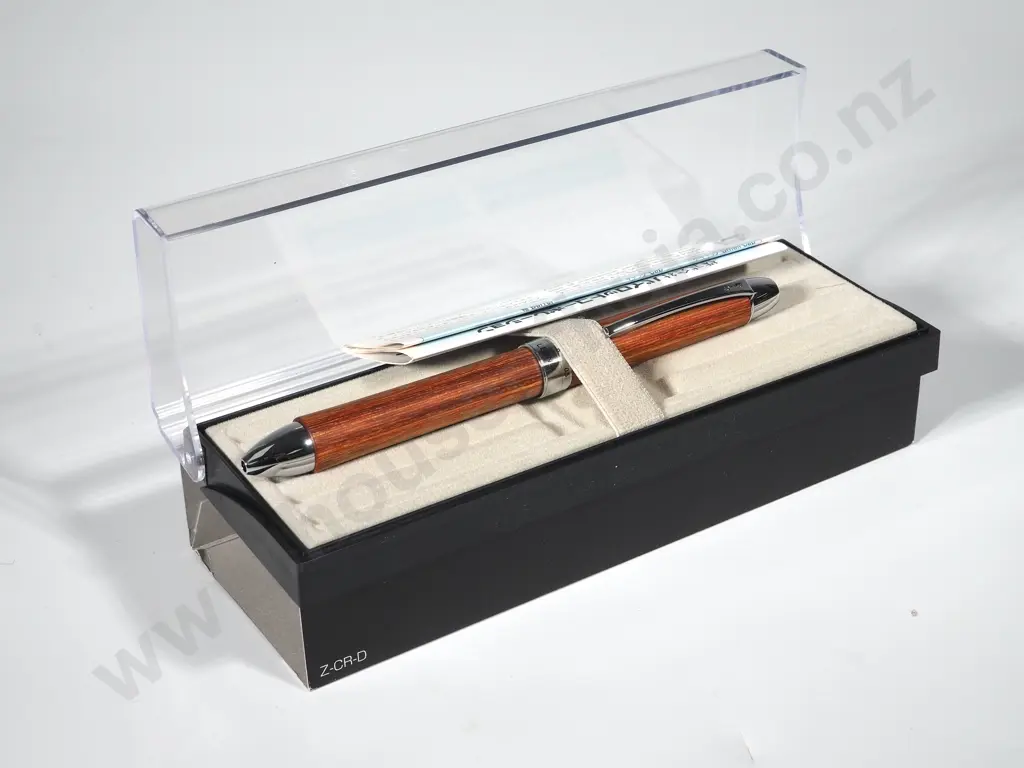 One Boxed Pilot Multifunction Wood Grain Pen Image 1++