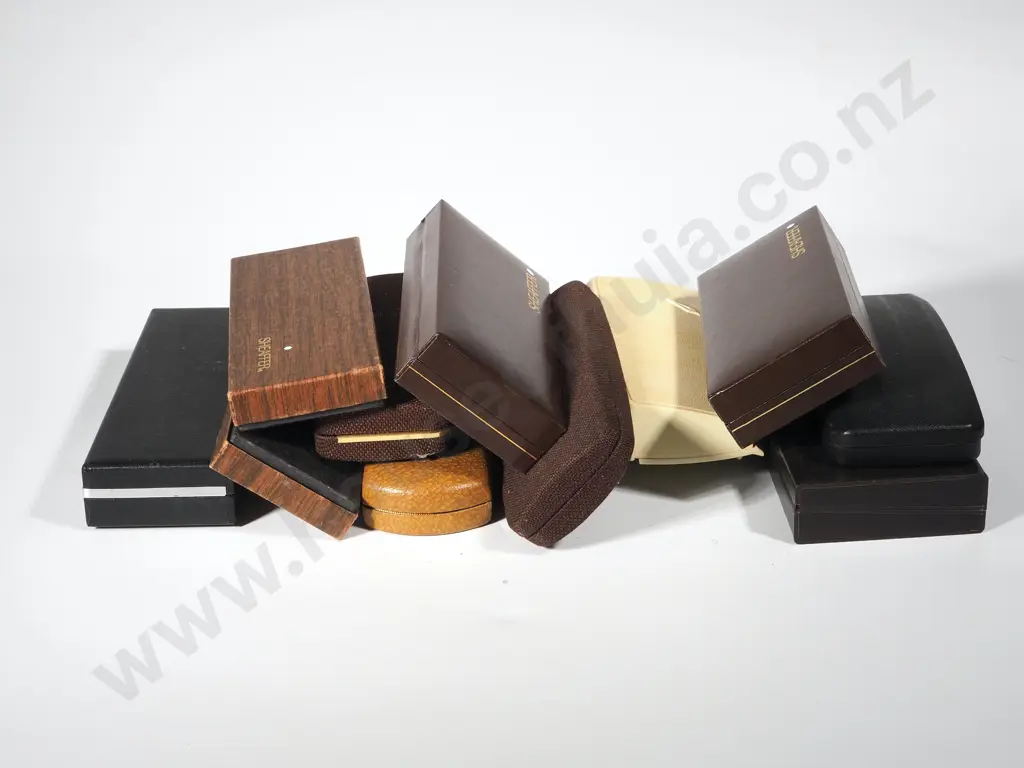 Twelve Sheaffer Pen Cases Image 1++