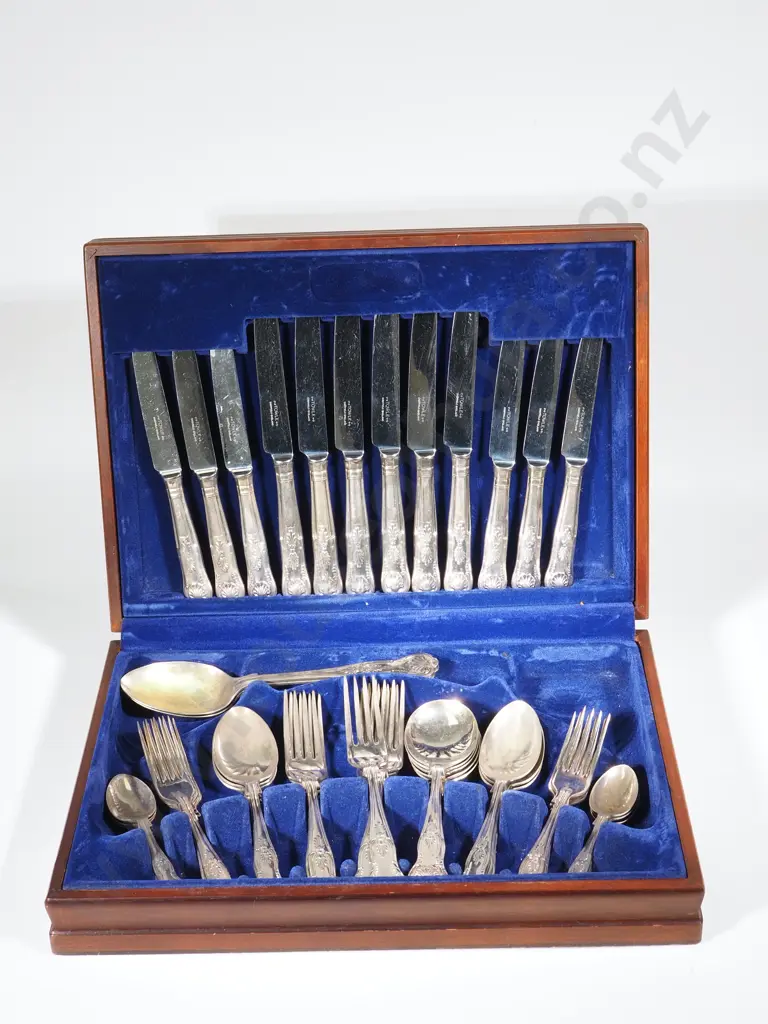 Vintage Cased Kings Pattern Cutlery Set - Incomplete  Image 1++