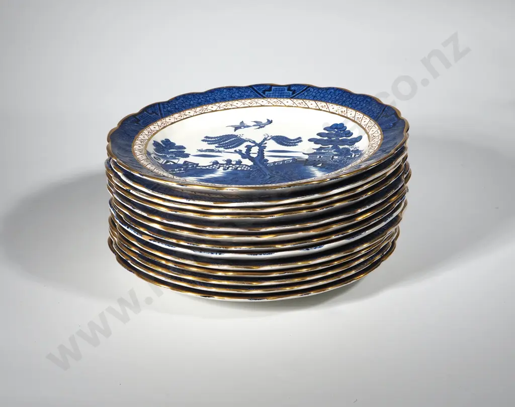 Thirteen Booths " Real Old Willow" Entree Plates  Image 1++