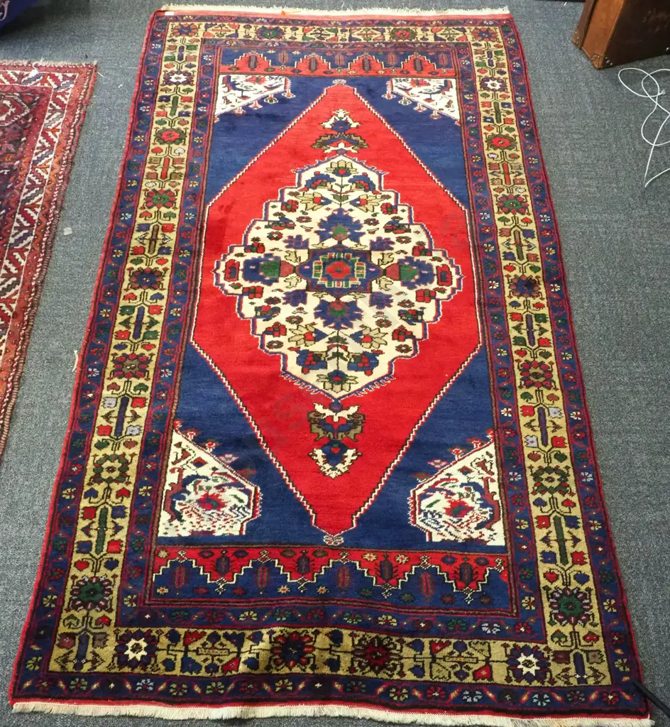 Persian Dowry Rug 2600 x 1400mm  Image 1++