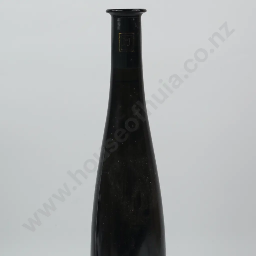 1999 Chard Farm Judge & Jury Chardonnay - Central Otago. Image 1++