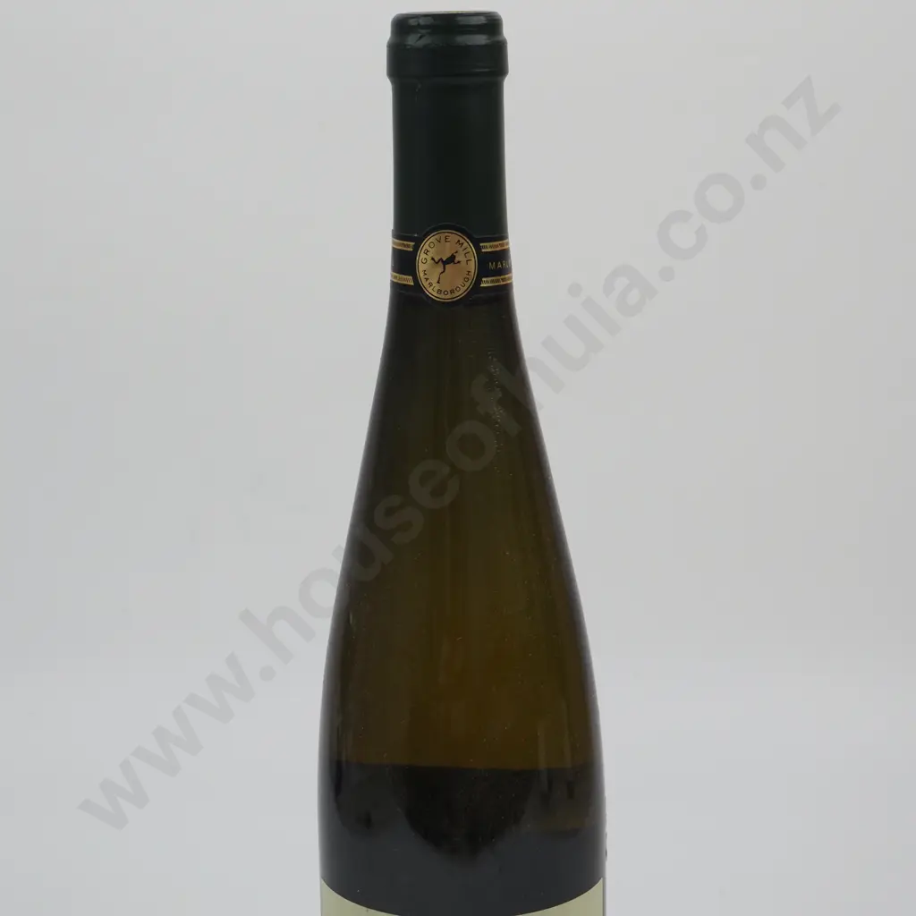 2000 Grove Mill Pinot Gris - Marlborough. Image 1++