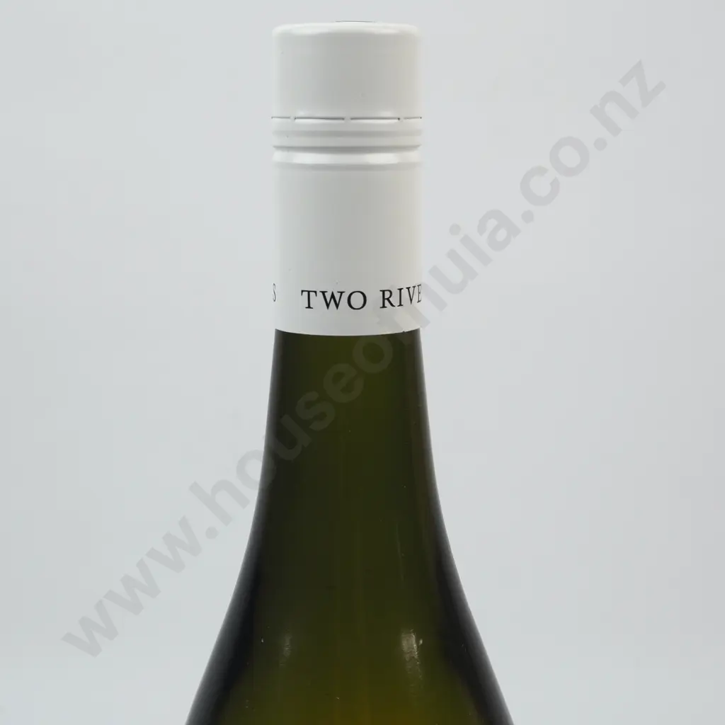 2019 Two Rivers Clos Des Pierre's Chardonnay. Marlborough, New Zealand. Image 1++