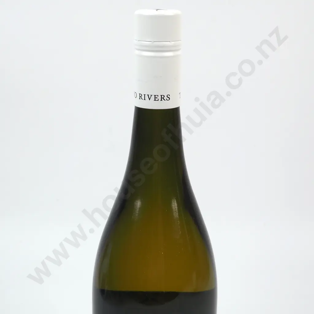 2019 Two Rivers Clos Des Pierre's Chardonnay. Marlborough, New Zealand. Image 1++