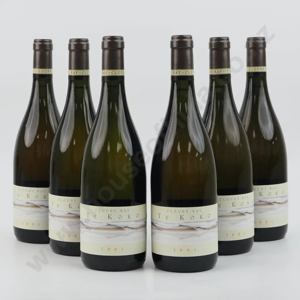 Box of Six 2001 Cloudy Bay Te Koko Sauvignon Blanc - Marlborough. Image 1++