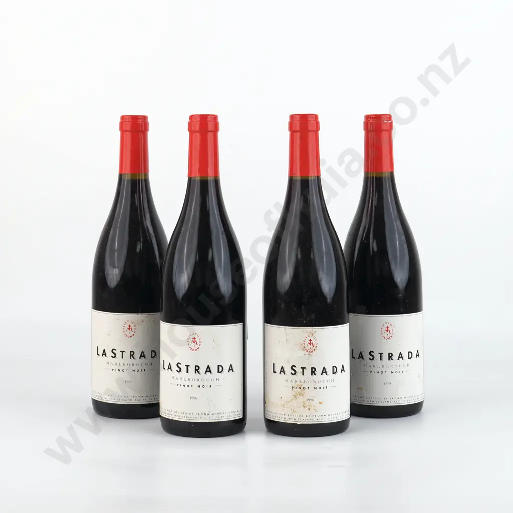 Four Bottles 1998 La Strada Pinot Noir - Marlborough. Image 1++
