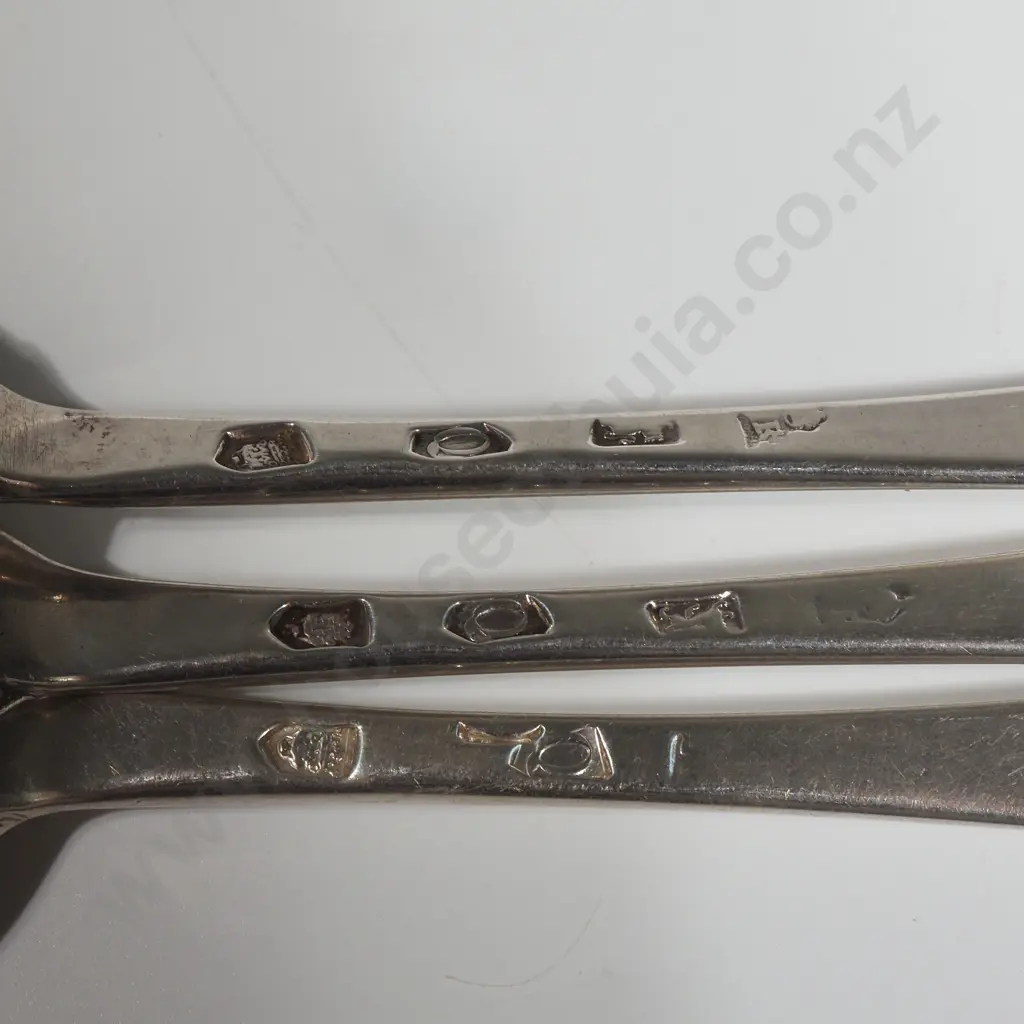 Three Sterling Silver Soup Spoons - London 1731 Image 1++