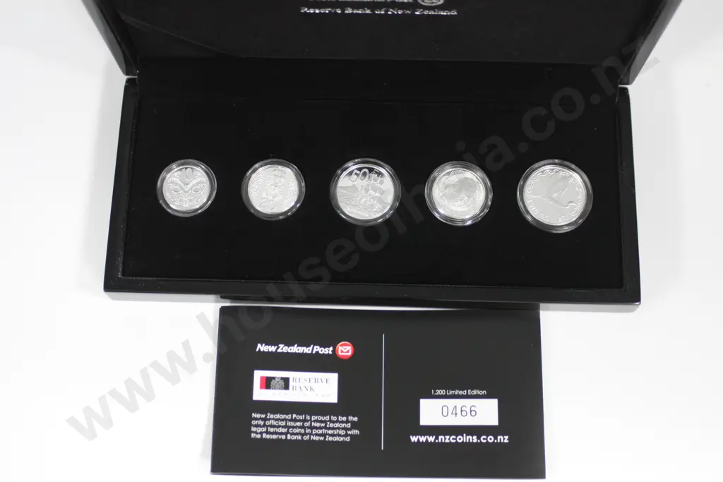 2011 proof silver currency set. Cased with C.O.A. C.V. $225. Note scratch to the top of the outer cover lid. Image 1++