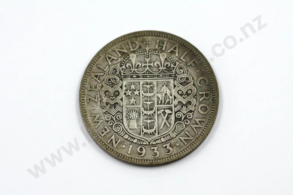 1933 New Zealand Half Crown  Image 1++