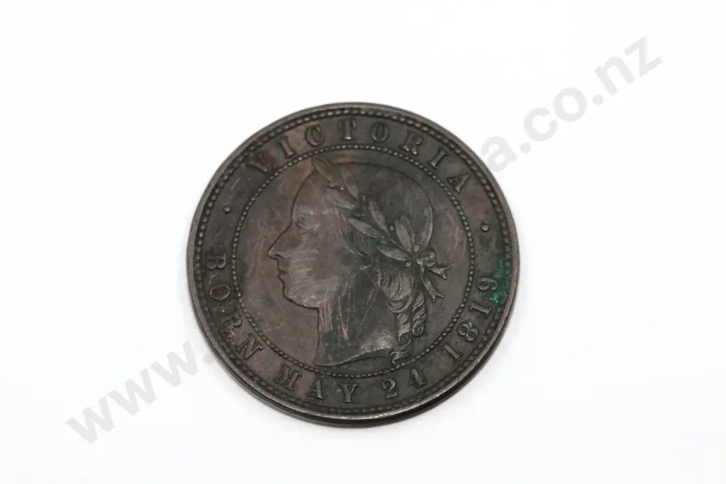 Auckland Licensed Victuallers Association, one penny, 1871, very fine. C.V. $35 Image 1++