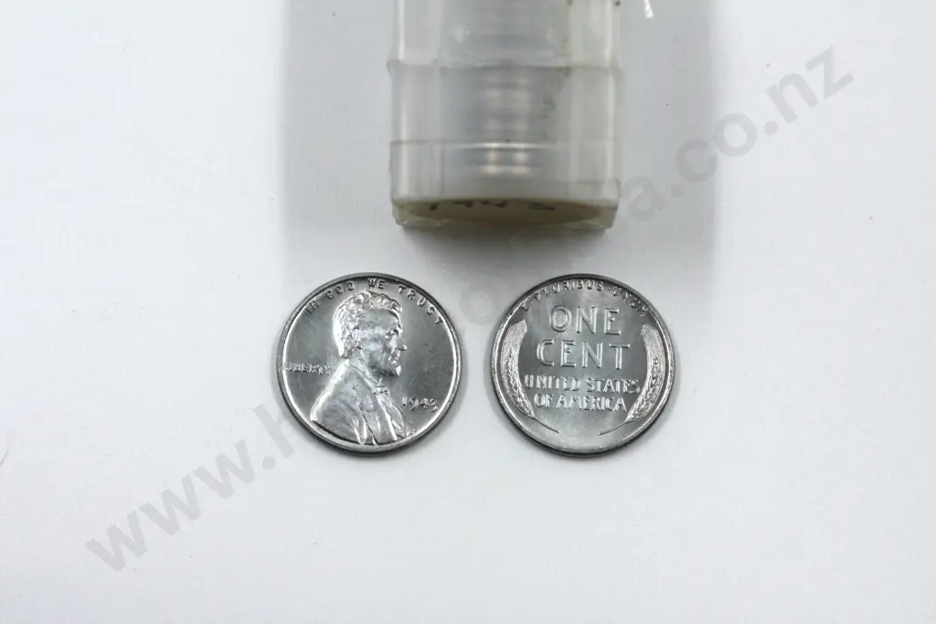 1943 Steel Penny Tube of 50 Coins C.V. $236 Image 1++
