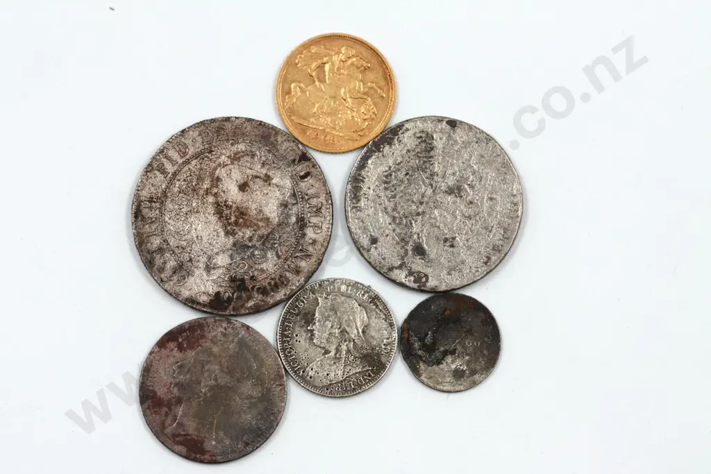 Shipwreck Interest - 1902 "SS Elingamite" Half Sovereign & Silver Coins Image 1++