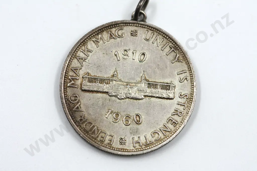 1960 South Africa 5 Shilling Pendant Image 1++