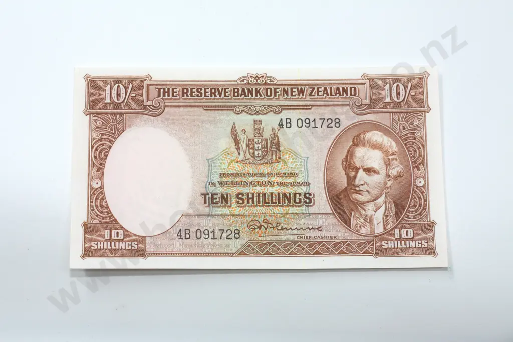 Ten shillings, Fleming signature, almost uncirculated. C.V. $130 Image 1++