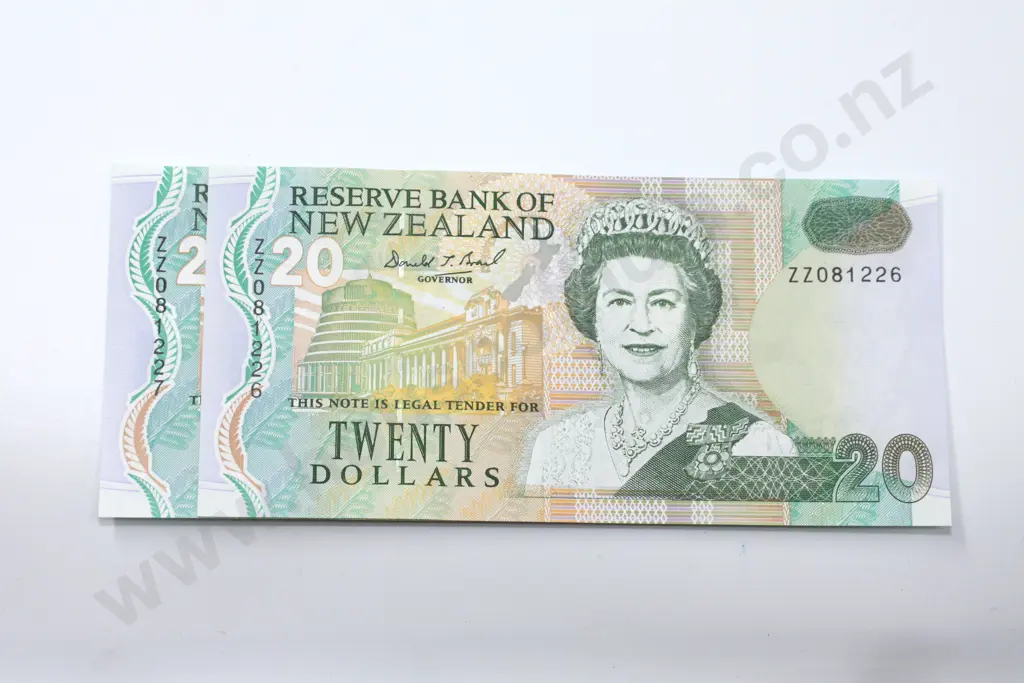 Twenty dollars, consecutively numbered pair, Brash type II signature ZZ notes, uncirculated. Combined C.V. $260 Image 1++