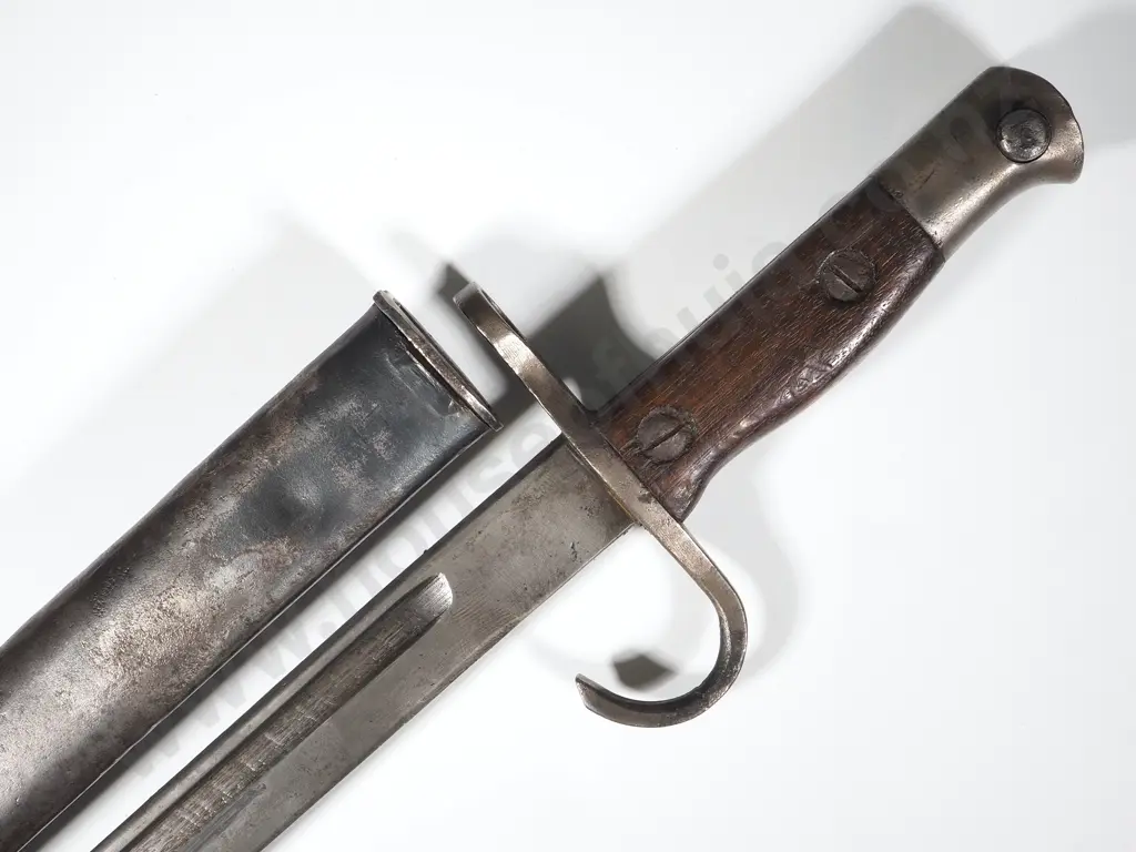 Japanese Arisaka Bayonet w Incorrect, Period Scabbard Image 1++