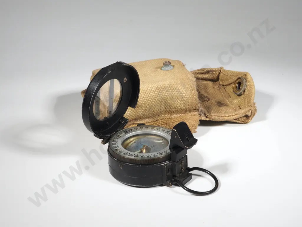 M73 British Compass Marching Compass in WW2 Pouch Image 1++