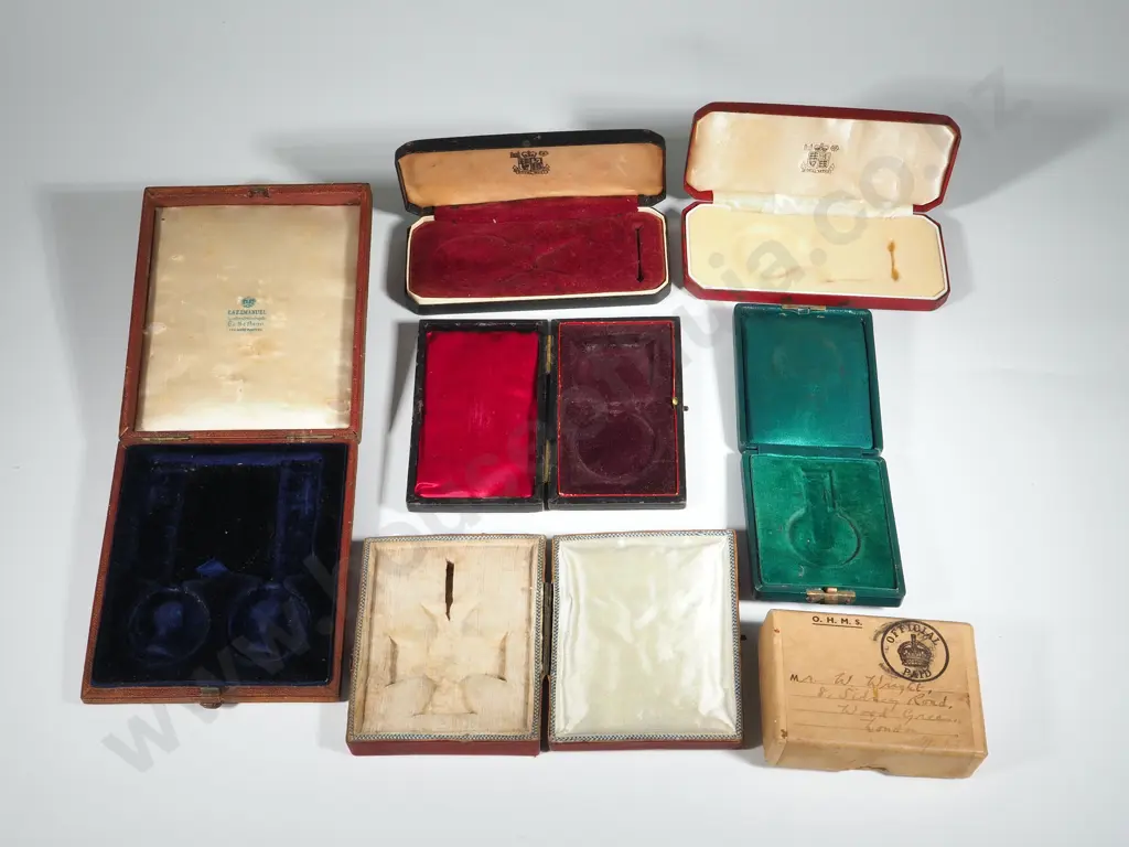 Bag Containing Seven Boxes For Military Medals  Image 1++