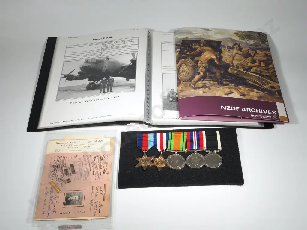WW2 New Zealand Bomber Command Group of 5 to Flight Officer R W Russell RNZAF Image 1++