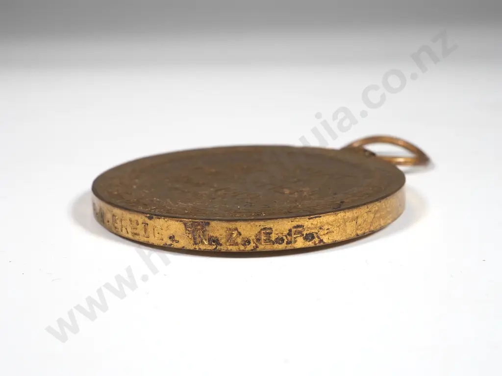 Single Victory Medal to 2/2428 Gunnr W Greig 2NZEF Image 1++