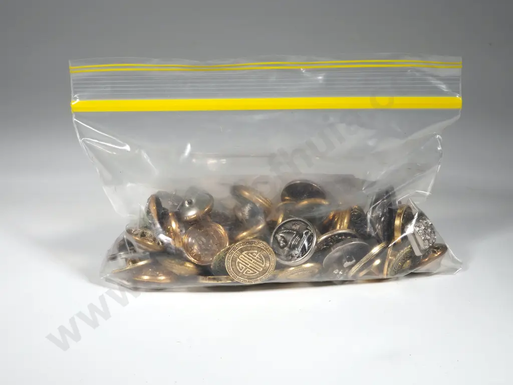 Bag of Metal Buttons - Some Military Image 1++