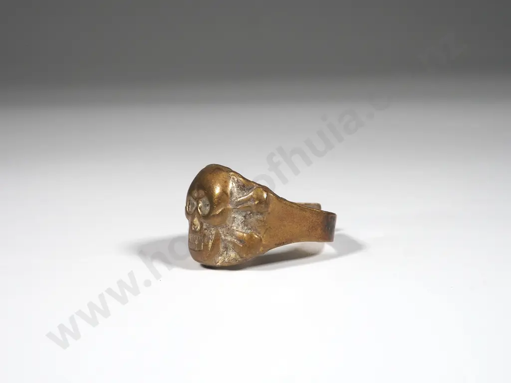 WW1 German Toteknkopf Ring Image 1++