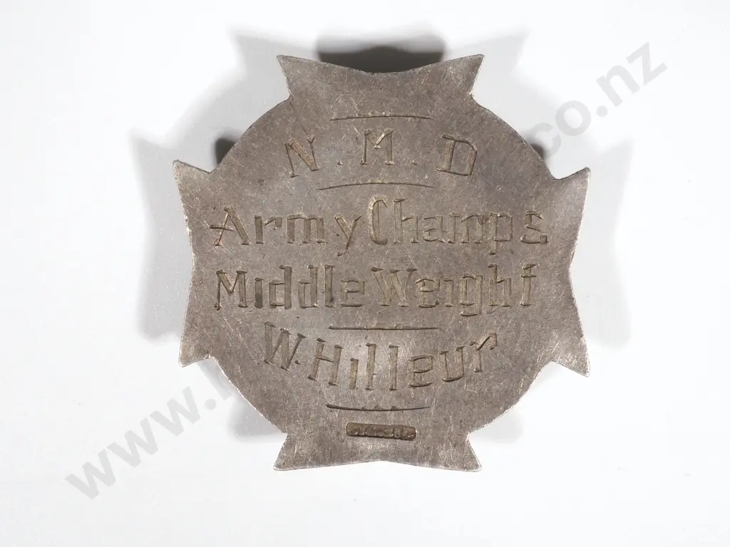 New Zealand, Auckland Boxing Association, 1943 prize medal in silver inscribed ‘N.M.D./Army Champs/Middle Weight/W. Hill Image 1++