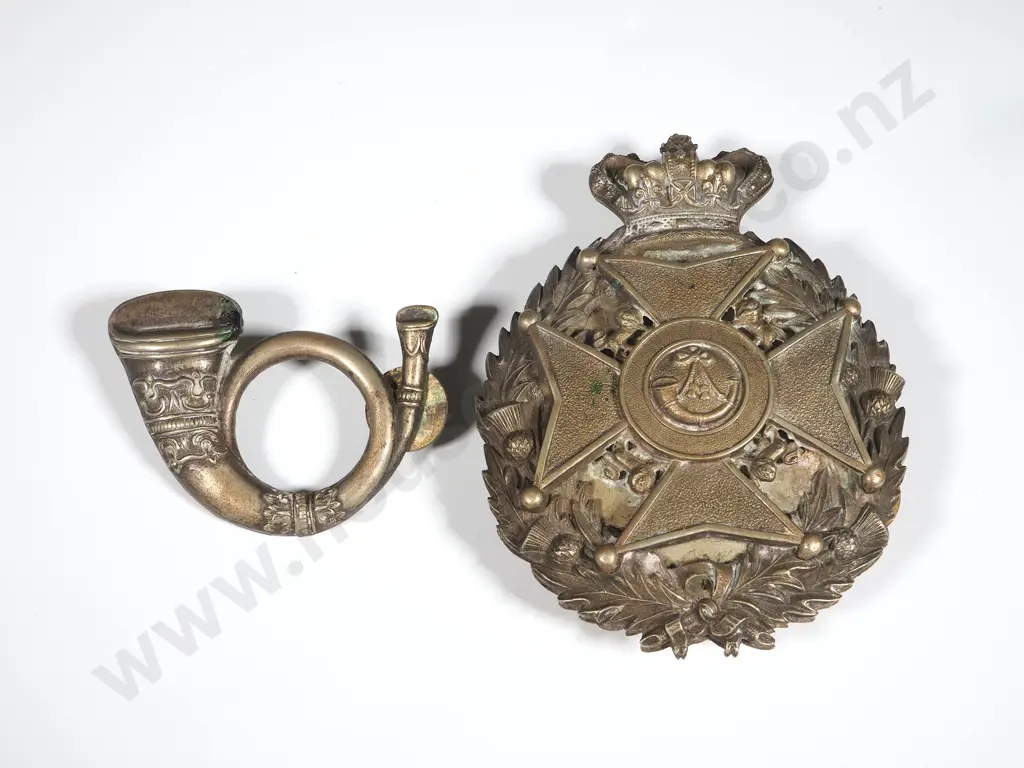 English Rifle Regiment Cross Belt & Pouch Badge Image 1++