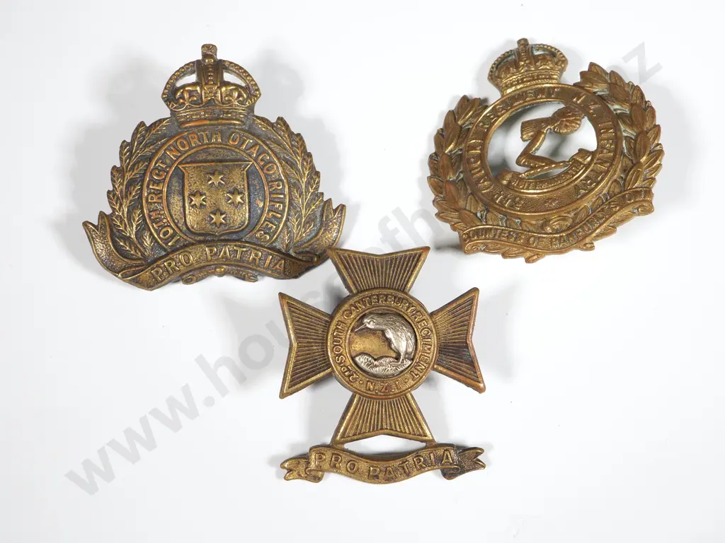 WW1 10th North Otago Collar / Second South Canterbury Cap/ Third Auckland Regt Cap Badge  Image 1++