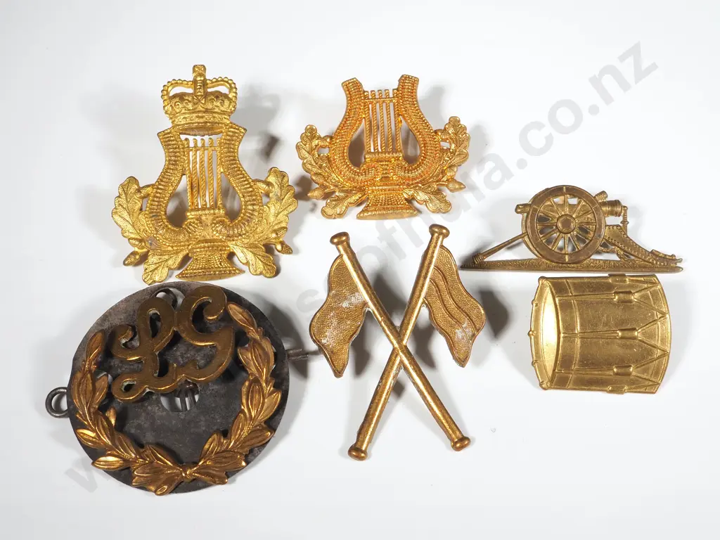 Assorted Lot of WW1/2 Trade Badges Image 1++