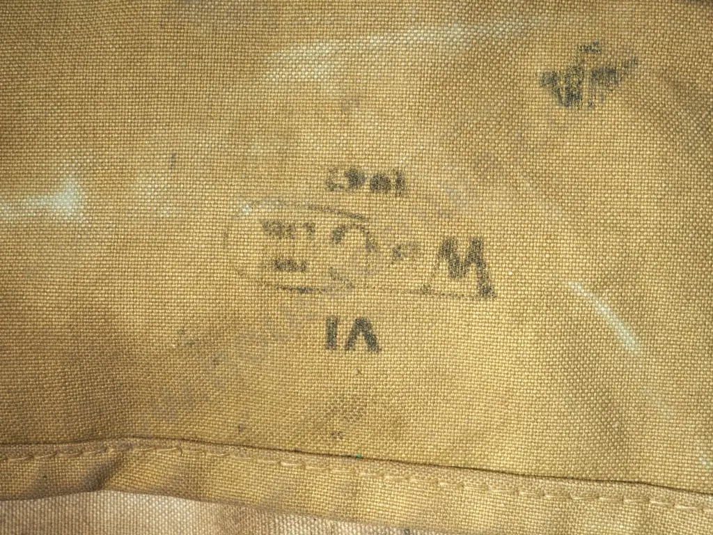 WW2 Gas Mask in Bag - Dated 1941 Image 1++