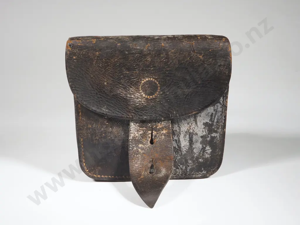 New Zealand Marked Boer War Ammo Pouch Image 1++