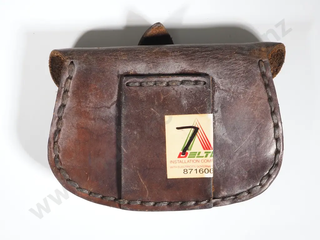 Vintage Leather Expense Pouch Image 1++