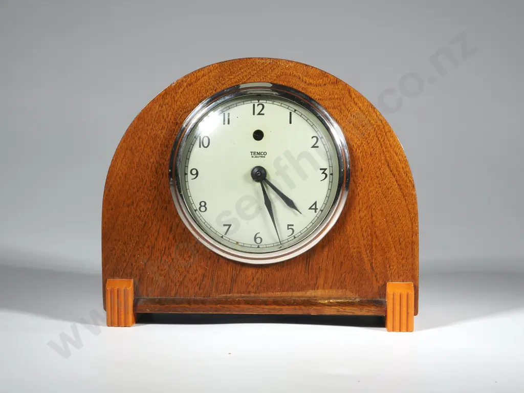 Early Electric Temco Mantle Clock. Circa 1930  Image 1++