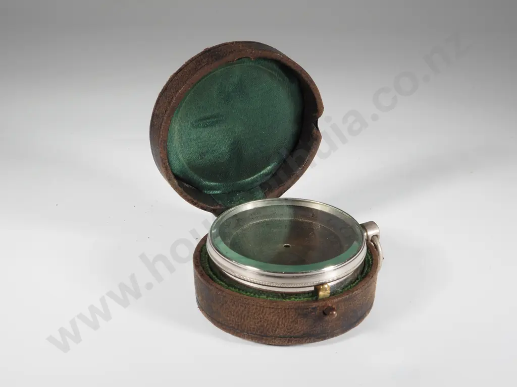 WW1 France Military Pilot's Barometer/Altimeter In Case (a/f) Image 1++